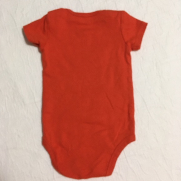 9m (4/$20) Pullover Hoodie and Onesie by Carter’s - Picture 7 of 8